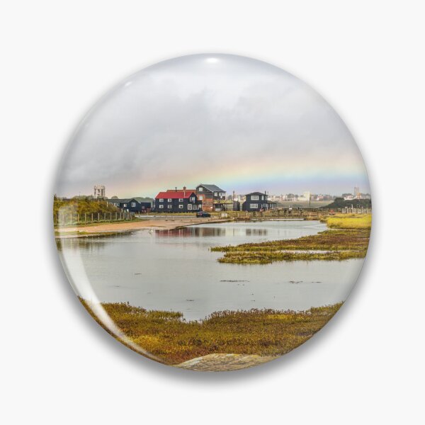 Artikelvorschau, Regenbogen über dem Salzmarsch von Walberswick, Suffolk, England entworfen und verkauft von Paul Thompson Photography.