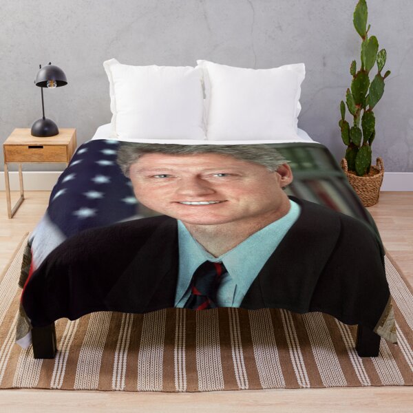 Artikelvorschau, Bill Clinton — Vintage Presidential Quilt Blanket entworfen und verkauft von Bluntees .