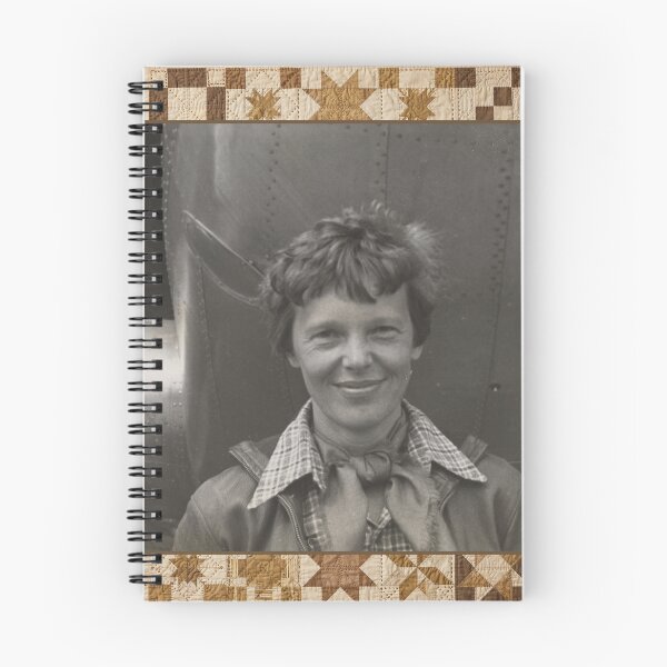 Artikelvorschau, Amelia Earhart 1937 — Vintage Historic Quilt Blanket entworfen und verkauft von Bluntees .