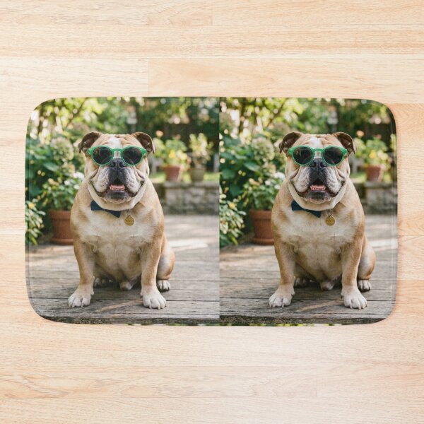 Aperçu de l'œuvre Bouledogue anglais stylé portant des lunettes de soleil vertes créée et vendue par VanGaldo.