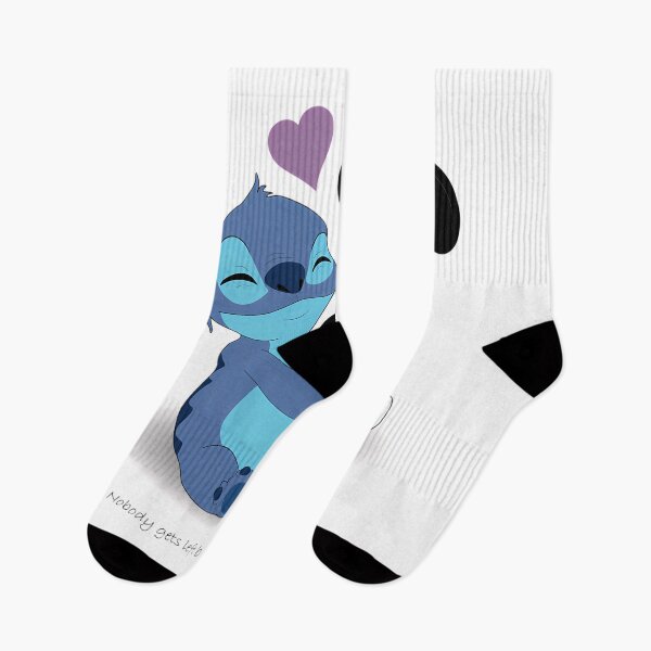 Aperçu de l'œuvre Stitch adore Panda créée et vendue par Qattanious.