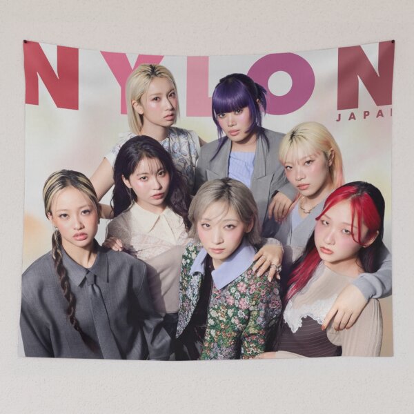Aperçu de l'œuvre Nylon Guys Japan Magazine Cover Girl Group Boy Group Japanese Manga Anime fashion Music Original Custom Vintage Music Band Tee Unique Poster Wall Art créée et vendue par Cool Robot Bro..