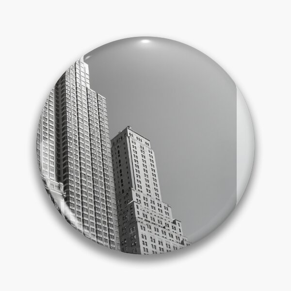Artikelvorschau, New Yorker Wolkenkratzer – Schwarz-Weiß-Fotografie aus Manhattan entworfen und verkauft von Pjotre7.