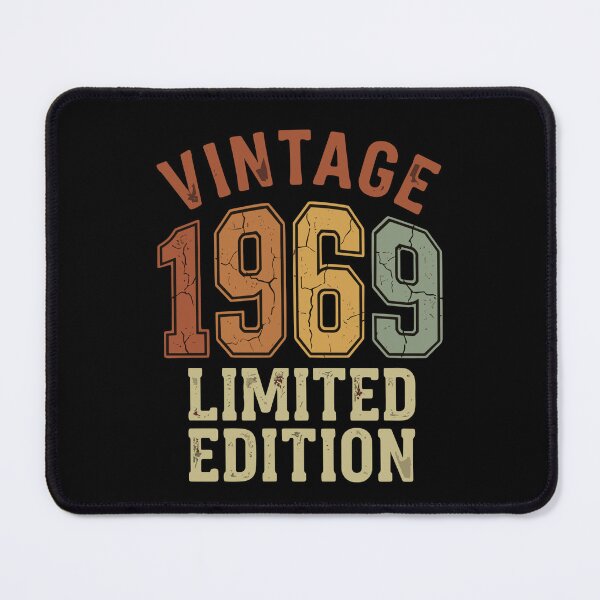 Artikelvorschau, Vintage 1969 Limited Edition – Geburtstagsgeschenk für Geborene im Jahr 1969 entworfen und verkauft von SofiBlair.