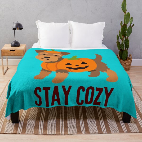 Artikelvorschau, Cute Terrier Pumpkin Halloween Stay Cozy - Dog Lover Gift entworfen und verkauft von stormk10.