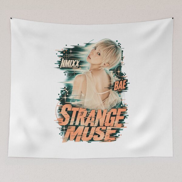Item preview, Marco de fotos Edgy NMIXX Bae Strange Muse Glitch | Regalo para NSWER designed and sold by Valereekmerch.