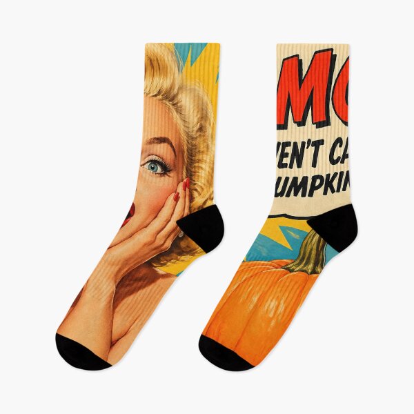 Item preview, Tarjeta pre-Halloween vintage estilizada con una rubia al estilo de Marilyn Monroe designed and sold by 4Seasons.