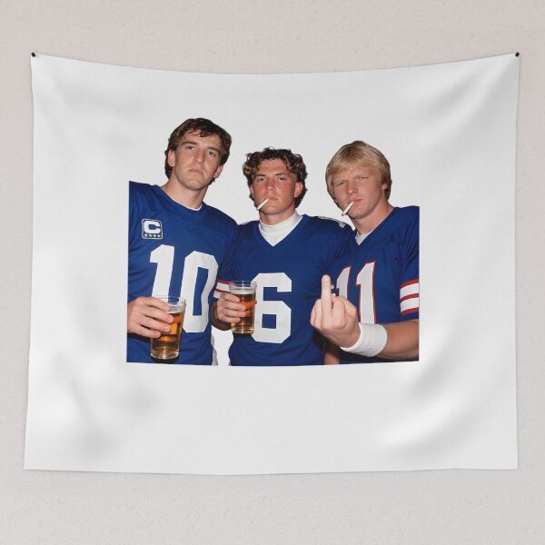 Artikelvorschau, American Football: Eli Manning, Jaxson Darts & Phil Simms – Trinkgelage und Mittelfinger-Meme entworfen und verkauft von helmoDsg.