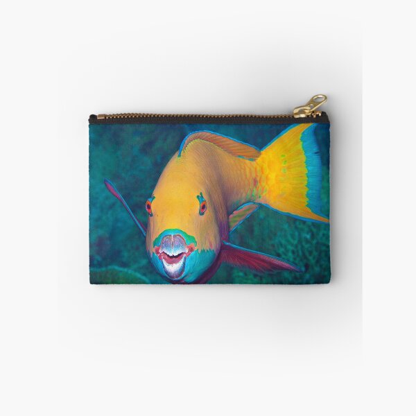 Artikelvorschau, Farbenfrohe Papageifische * Nahaufnahmen unter Wasser | entworfen und verkauft von Photo & Design Ute Niemann.