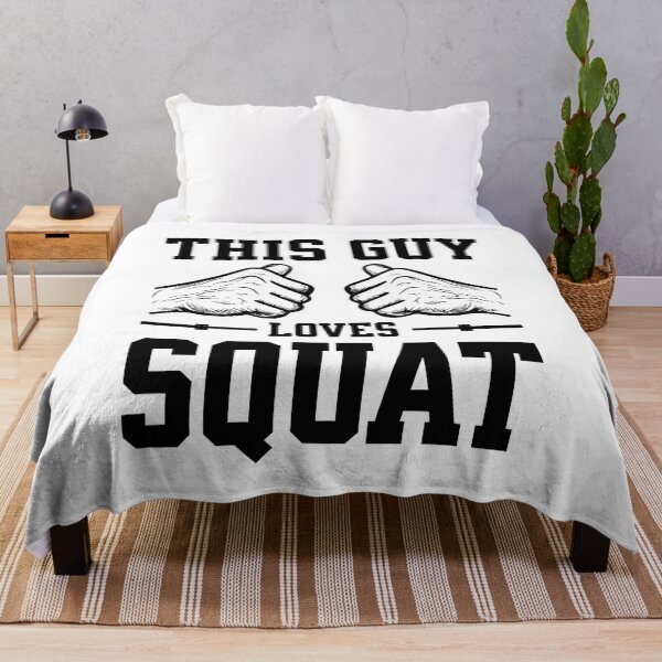 Artikelvorschau, Dieses Geschenk für Fitnessbegeisterte liebt Kniebeugen. entworfen und verkauft von GiaoCalonas.