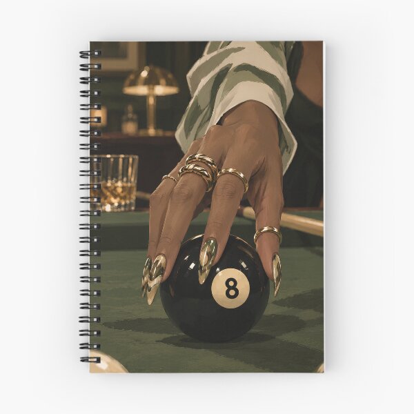 Aperçu de l'œuvre Derrière la boule 8 : Billard vert sombre et anneaux d'or créée et vendue par salt n sass designs.