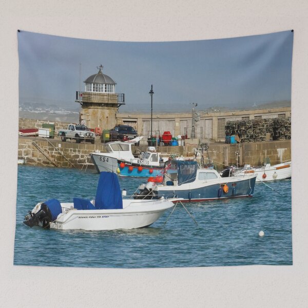 Aperçu de l'œuvre Le vieux phare Smeaton's Pier St Ives créée et vendue par Terri Waters Photography & Design.