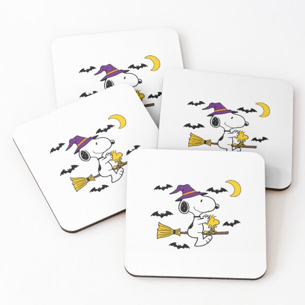Aperçu de l'œuvre Snoopy Peanuts lune d'Halloween créée et vendue par Sapphirajorie.