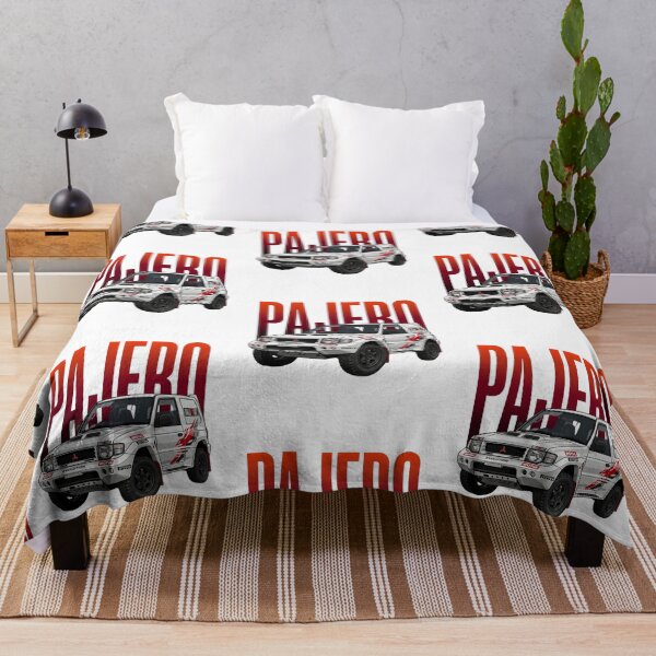 Item preview, Mitsubishi Pajero Evolution Rally Dakar 4x4 Ilustración SUV Ralliart Blanco designed and sold by Motorline44.