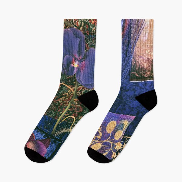 Artikelvorschau, Batik-Eklektizismus Indigo Abstraktes Lila Orchideenmuster entworfen und verkauft von scicilysimonee.