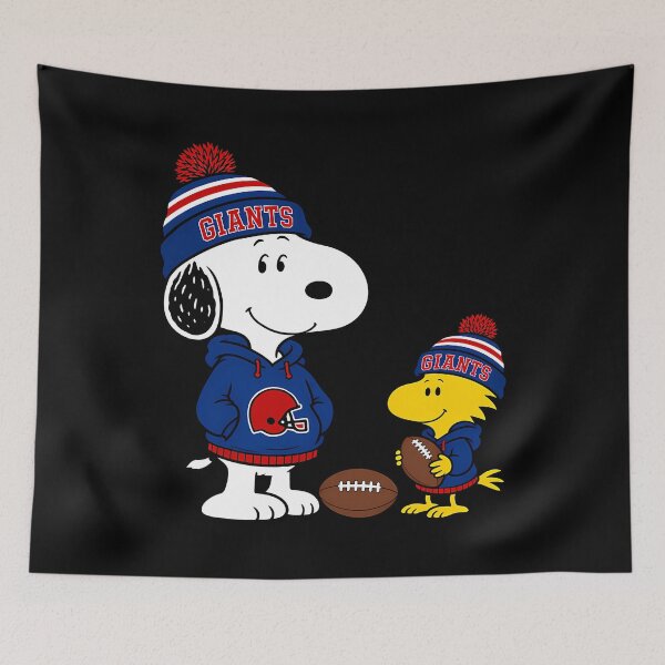 Artikelvorschau, Snoopy Woodstock New York Giants Football entworfen und verkauft von Nenad Lazarevic.