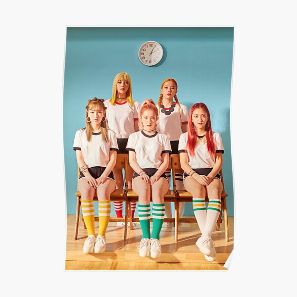RED VELVET RUSSIAN ROULETTE Poster