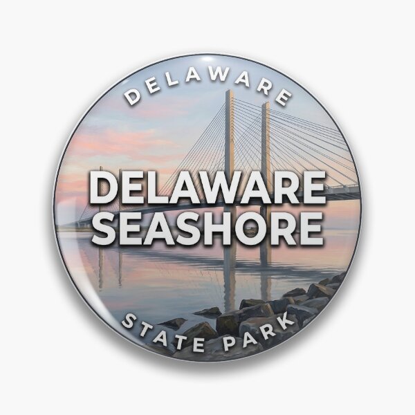 Artikelvorschau, Delaware Seashore State Park Delaware Misty Morning Round Badge Sticker entworfen und verkauft von DetourDgn.