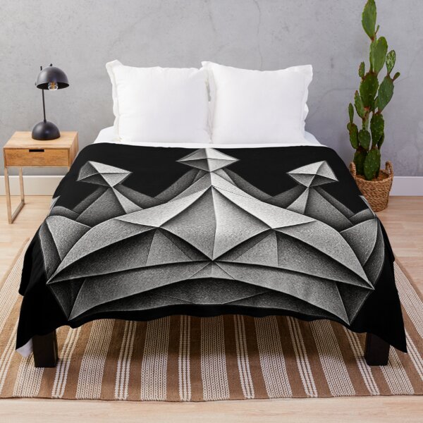 Aperçu de l'œuvre Origami Graffiti Crown – Black and White Street Art - PLUSHIWORLD créée et vendue par PLUSHIWORLDtm.