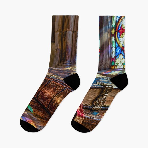 Aperçu de l'œuvre Bible enluminée sous vitrail créée et vendue par AJEvans.
