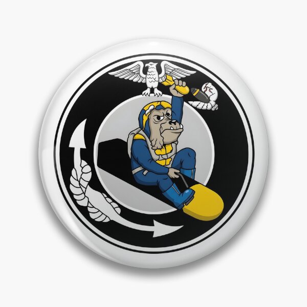 Artikelvorschau, USMC VMA-223 „Bulldogs“ WWII Bomb Riding Emblem Patch entworfen und verkauft von CharlieDesings.