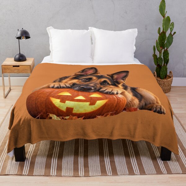 Aperçu de l'œuvre German Shepherd Halloween Pumpkin Ghost Dog créée et vendue par gushtera.