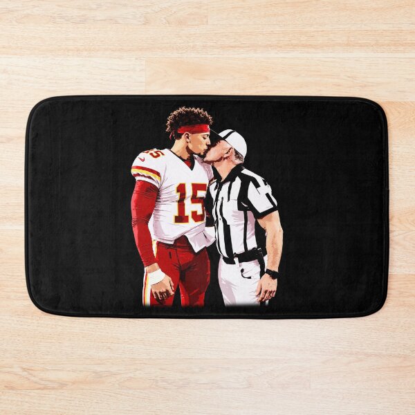 Artikelvorschau, Patrick Mahomes und Andy Reid küssen sich – ein lustiger Showtime-Moment entworfen und verkauft von rodrigo-gbrn.