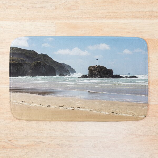 Aperçu de l'œuvre Plage de Perranporth et Chapel Rock, Cornouailles, Royaume-Uni créée et vendue par Paul Thompson Photography.