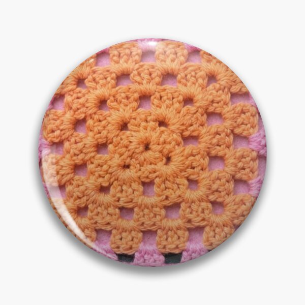 Artikelvorschau, Grüne, rosa, orangefarbene Granny Squares entworfen und verkauft von GasconyPassion.