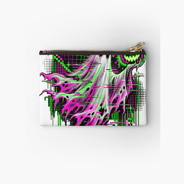 Artikelvorschau, Ghost in the Code Halloween-T-Shirt – Kürbis-Design im Glitch-Art-Stil entworfen und verkauft von KIDEnia.