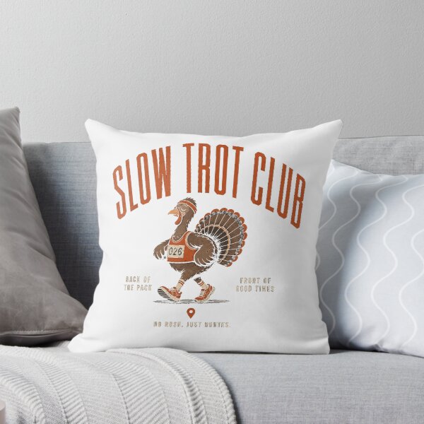 Aperçu de l'œuvre T-shirt du club Turkey Trot 5K Slow Trot créée et vendue par gidget-gadget.