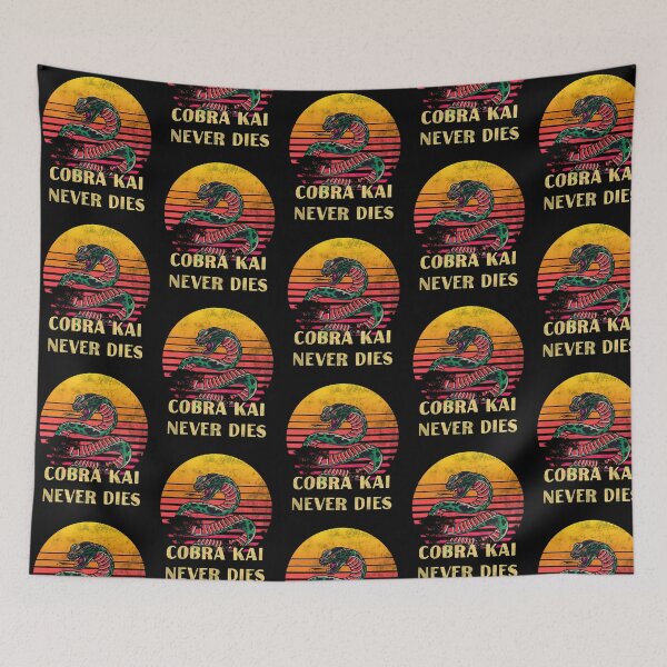 Aperçu de l'œuvre Cobra Kai Never Dies Vintage créée et vendue par Carancealb.
