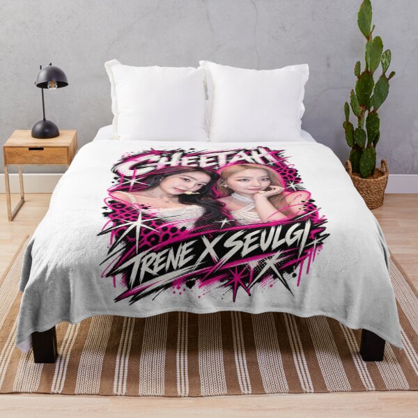 Aperçu de l'œuvre Cheetah Era Irene Seulgi Y2K Visuel | Collection K-pop créée et vendue par Valereekmerch.