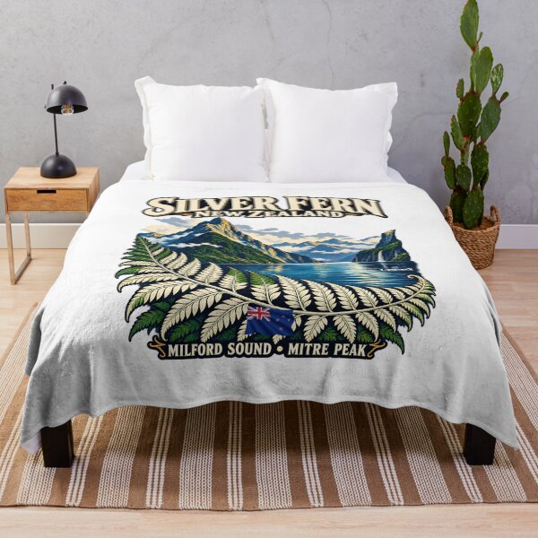 Artikelvorschau, Silver Fern Milford Sound entworfen und verkauft von EvergreenPark - Tee Studio.