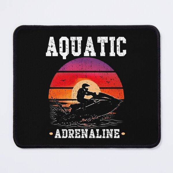 Artikelvorschau, Adrenalin pur: Jetski-Fahren im Vintage-Stil bei Sonnenuntergang – Wassersport entworfen und verkauft von Jt41.