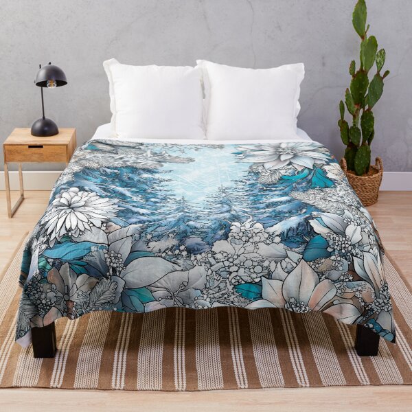 Artikelvorschau, Winterlandschaft. Blumenmuster. entworfen und verkauft von MagelliShop.