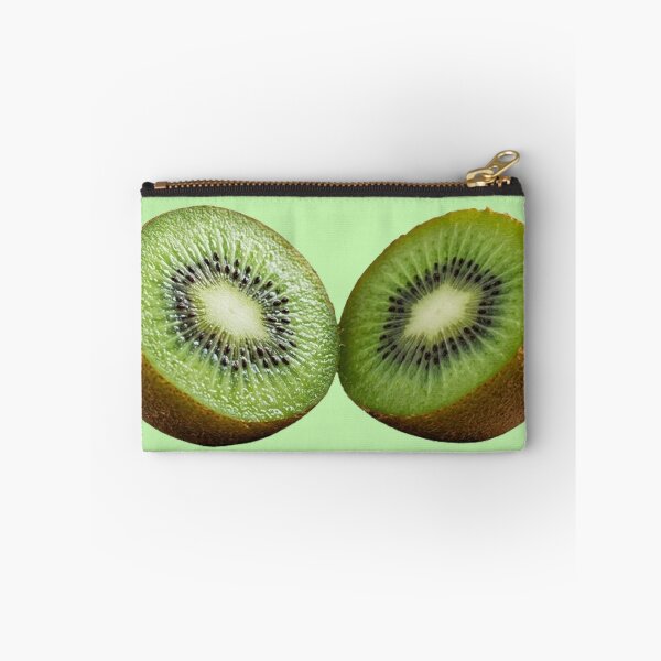 Artikelvorschau, Frische, halbierte Kiwis – Fotografie tropischer Früchte entworfen und verkauft von PetalsPaws.