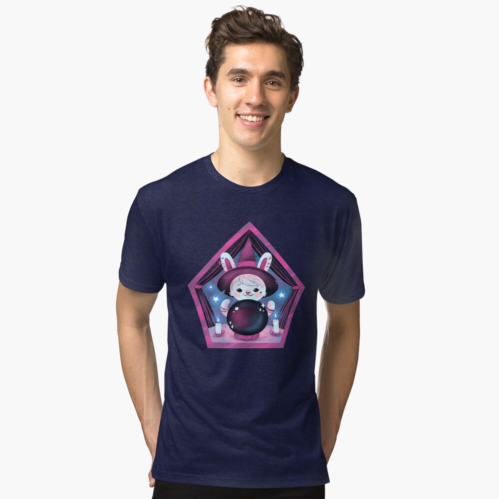 Artikel-Vorschau von Vintage T-Shirt, designt und verkauft von katiecrumpton.