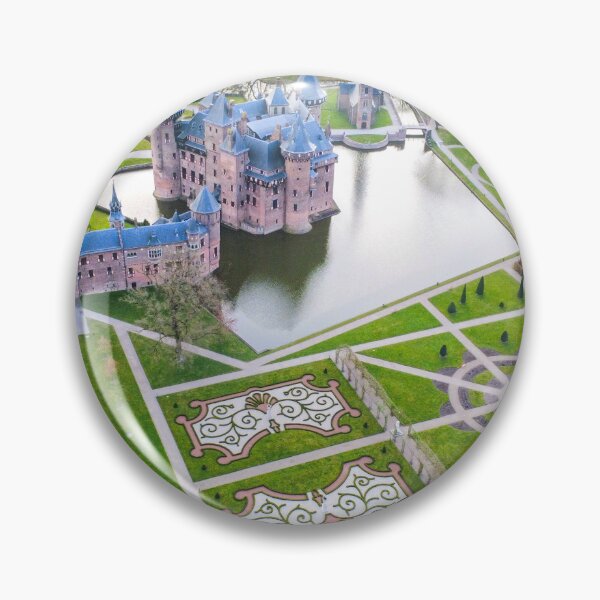 Artikelvorschau, Märchenhaftes Schloss de Haar von oben entworfen und verkauft von ShotsByLau.