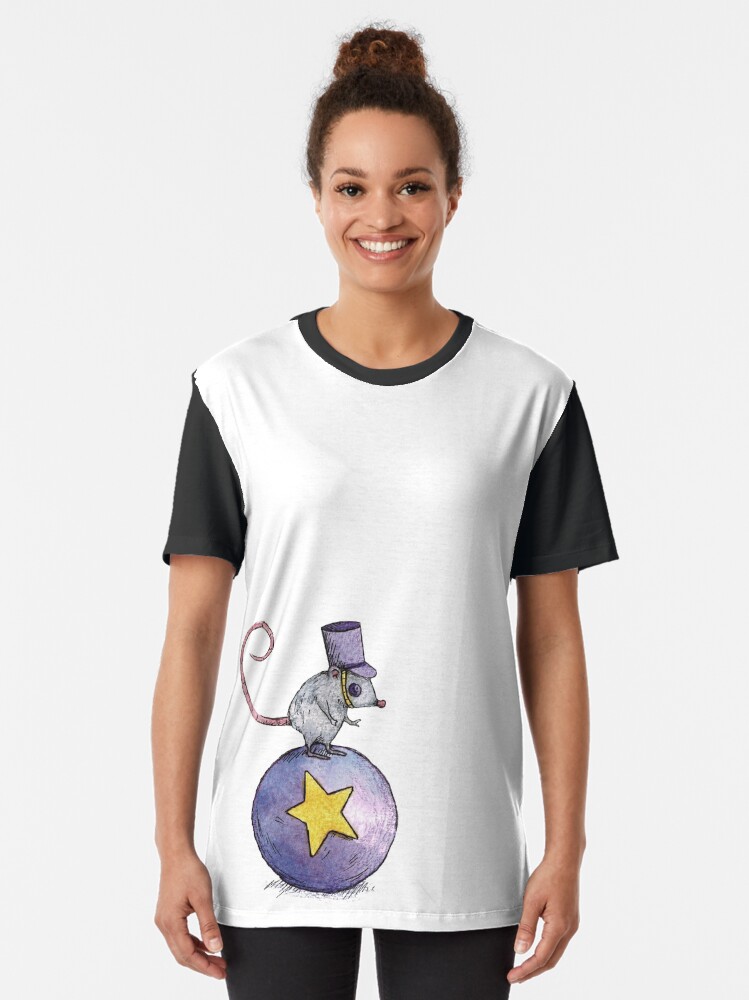 Thumbnail 2 von 5, Grafik T-Shirt, Zuckendes Hexenmädchen designt und verkauft von ShannonBergin.