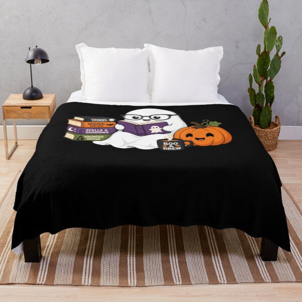 Artikelvorschau, Cozy Ghost Reading Halloween Books & Coffee entworfen und verkauft von BearLoveDesign.
