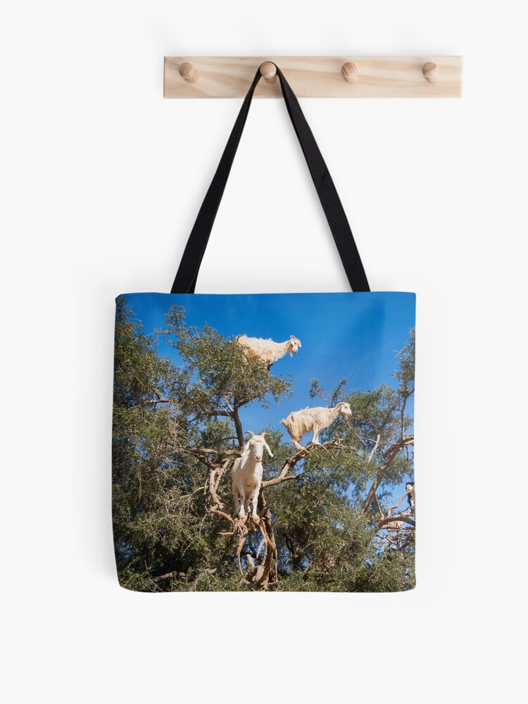 Bolsa de tela «Cabras trepadoras de árboles en Marruecos» de SMartin |  Redbubble