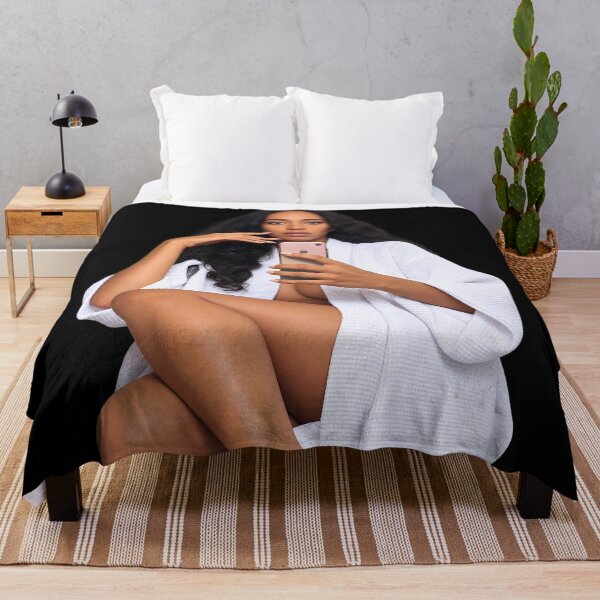 Item preview, solange selfie designed and sold by Eddiepublic.