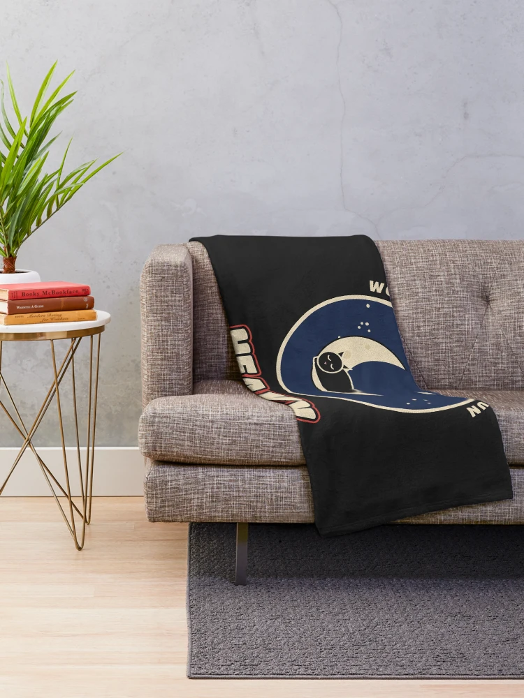 Aperçu 2 sur 6. Plaid avec l'œuvre Heavy Napping Black Cat Moon créée et vendue par somebasic.
