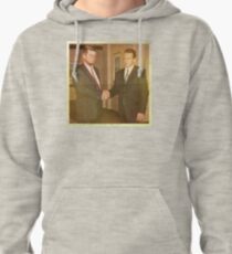 When Kennedy Met Oswald — Dec '62 Pullover Hoodie