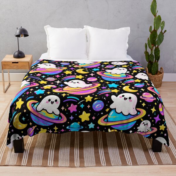 Aperçu de l'œuvre Cute Ghost Riding Colorful Ringed Planet créée et vendue par Thai Vibe Studio.