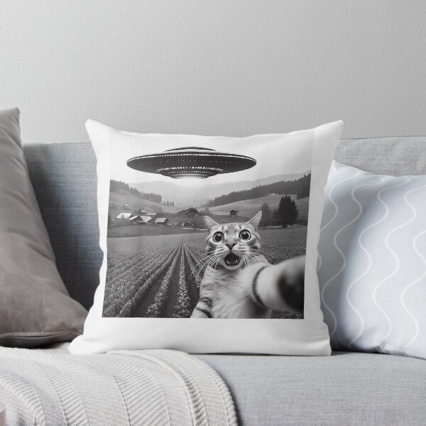 Item preview, Cat Selfie with Alien UFO Funny Cat Gifts for Men Women Kid designed and sold by cretegracieuk.