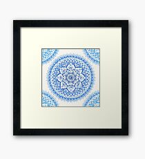 Yin Yang Mandala in sanften Blues Gerahmtes Wandbild