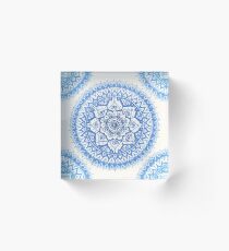 Yin Yang Mandala in sanften Blues Acrylblock
