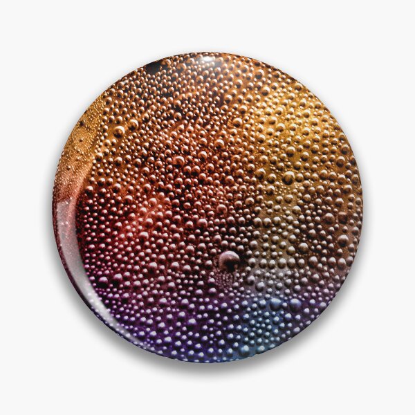Artikelvorschau, Regenbogenfarbene Wassertropfen – Farbenfrohe abstrakte Makrofotografie, psychedelische Texturkunst entworfen und verkauft von Visual Arts Dominika Cybuch.